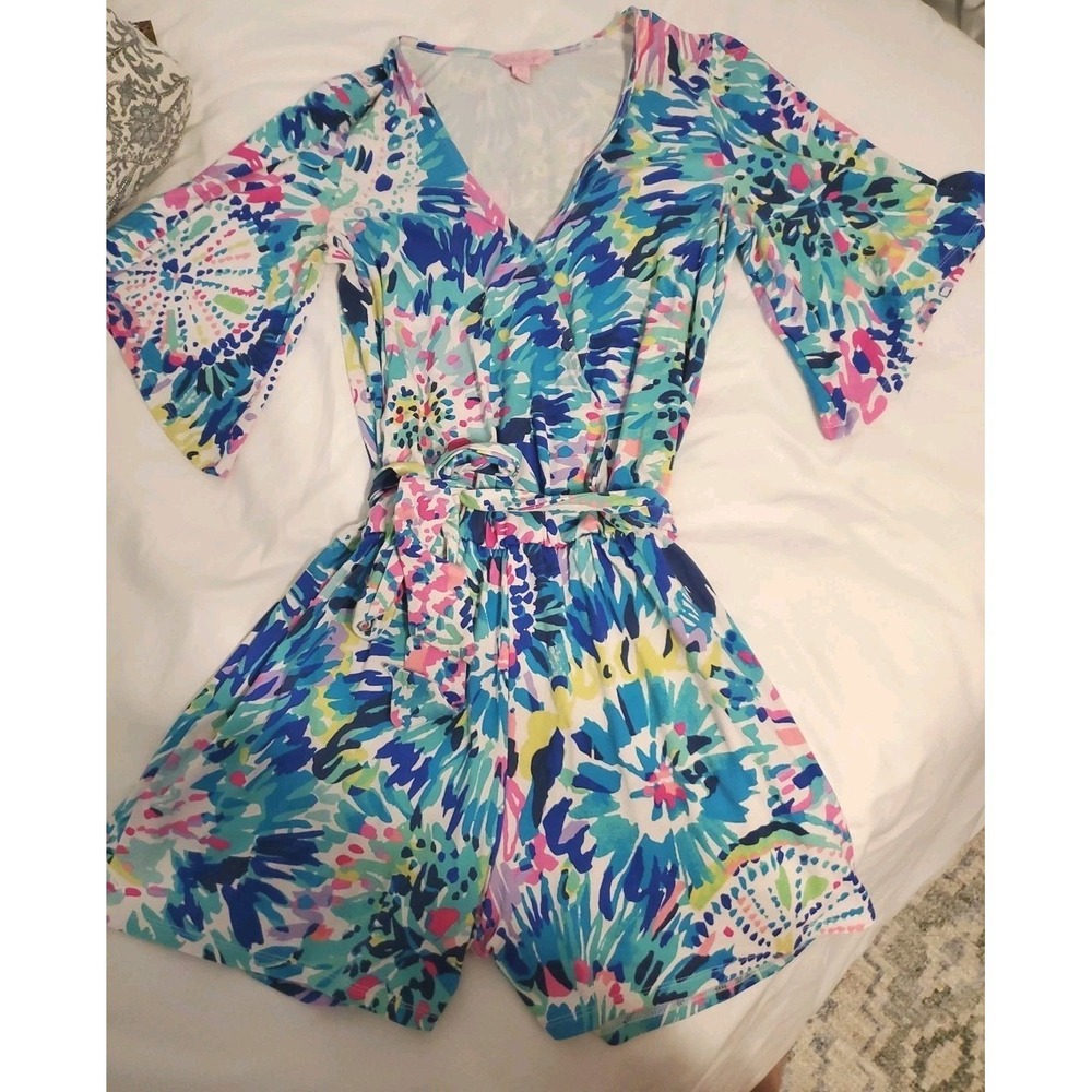 Lilly Pulitzer Karlie Wrap Romper Shorts Blue Pink XS  Beach  Preppie Colorful